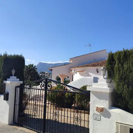 Casa Frederick Villa *
